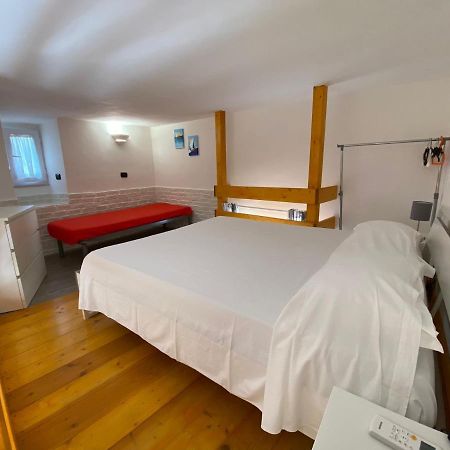 Apartament Magi - Zeus Ponza Zewnętrze zdjęcie